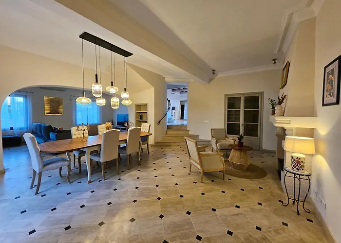 Tatil Evi Mas De La Tour De Rey *